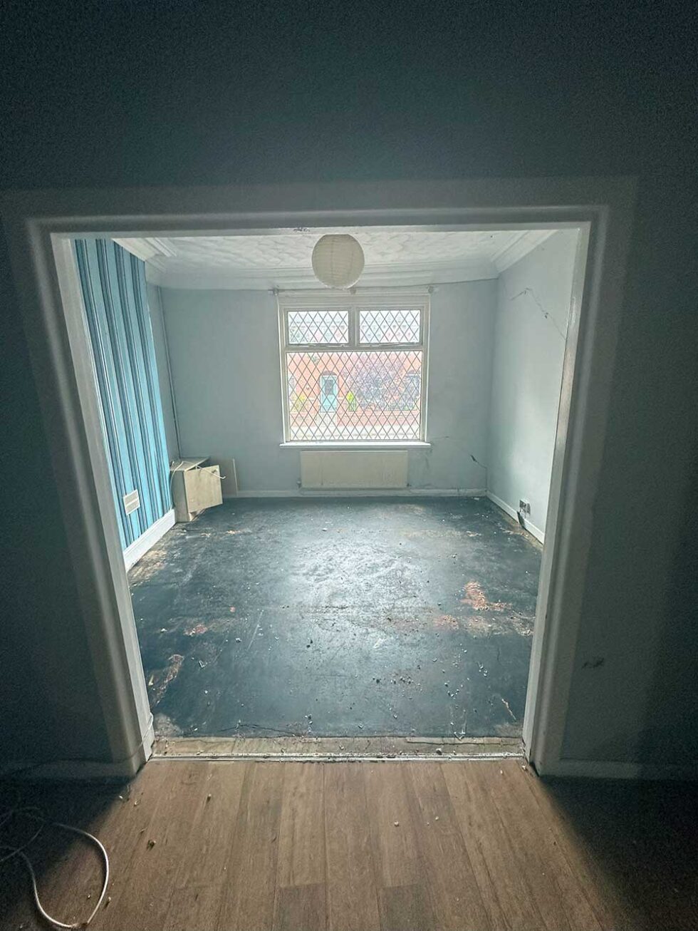 Poolstock Optimal Property BEfore Refurbishment